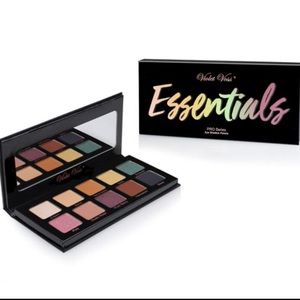 Violet Voss | Essentials Palette